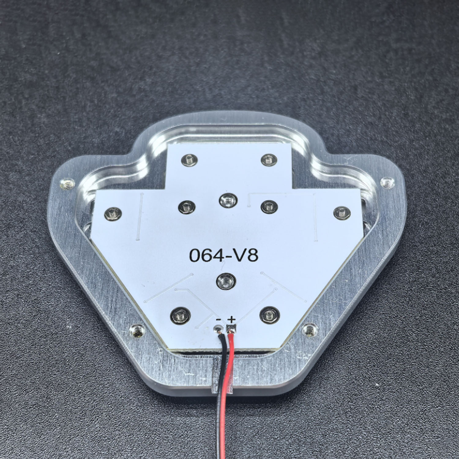 Cabin 5V LED Light Box Metal V - Rc Hobby Logo ulasan dan harga